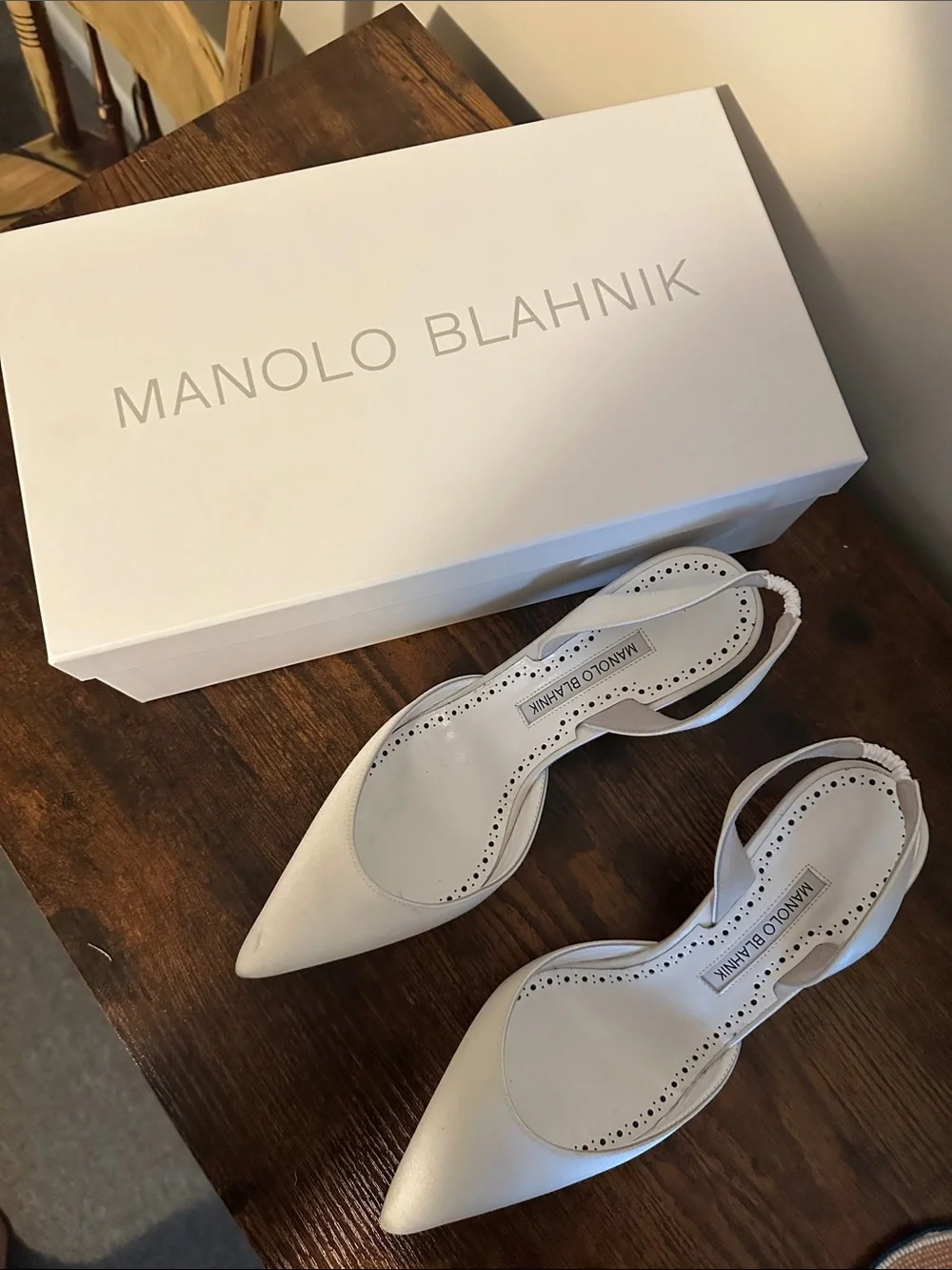 Manolo Blahnik Carolyne bridal satin White Pointed Toe Slingback Heels